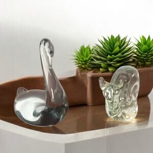 Bundle Of 2 VTG Animal Clear Art Glass Pieces Swan & Snail Napcoware Paperweight